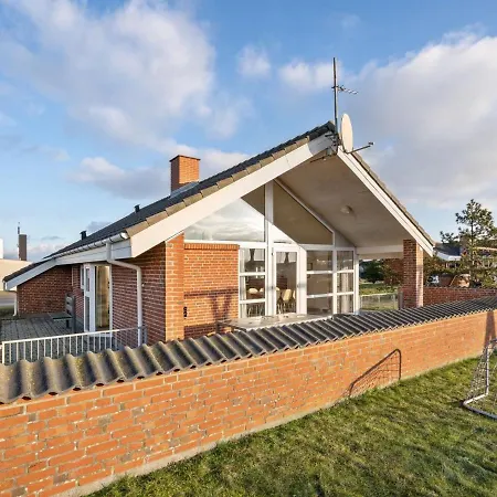 Mari - 400m From The Sea In Western Jutland By Interhome Holiday home Lakolk