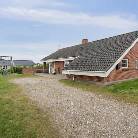 Mari - 400m From The Sea In Western Jutland By Interhome Holiday home Lakolk